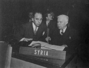 الأخوين فارس وفائز الخوري في الأمم المتحدة سنة 1945.