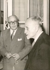 خالد العظم مع الرئيس هاشم الأتاسي سنة 1951.