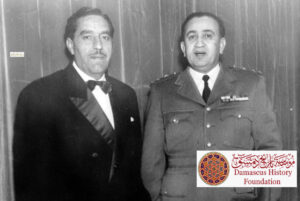 اللواء توفيق نظام الدين مع وزير الدفاع الأسبق أحمد الشرباتي سنة 1956.