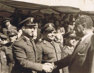 موفق عصاصة والرئيس جمال عبد الناصر قبل انقلاب 1961.